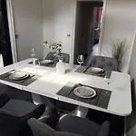 Lägenhet 2 *